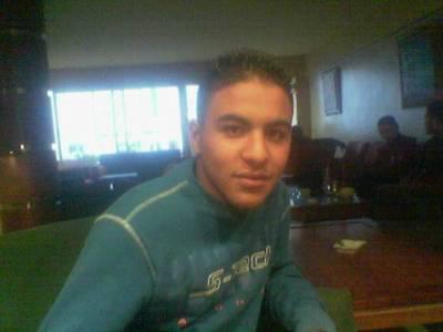C moi dans un  café