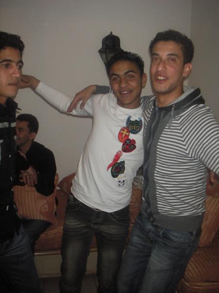 Moi && Jihaz